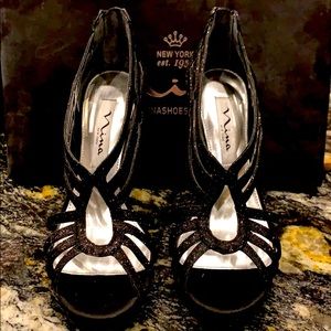 Nina Women’s Forest YG Dress Sandal Black - 7M US